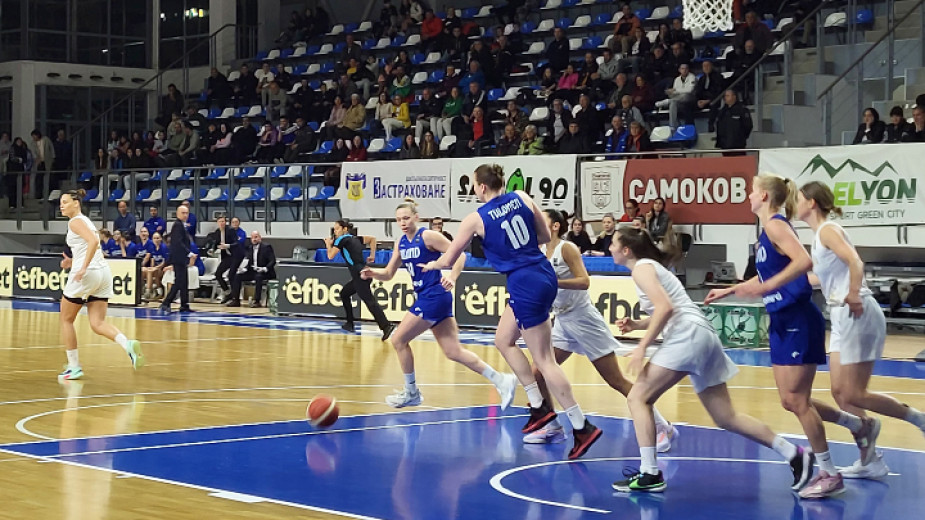 България загуби от Финландия на старта на квалификациите за Евробаскет 2025 при жените