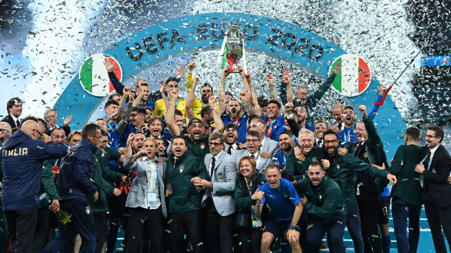 Италия триумфира с европейската титла след изпълнение на дузпи