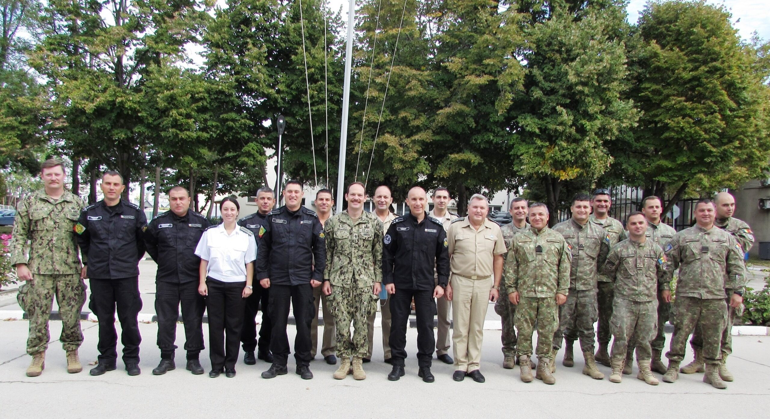 - armymedia.bg