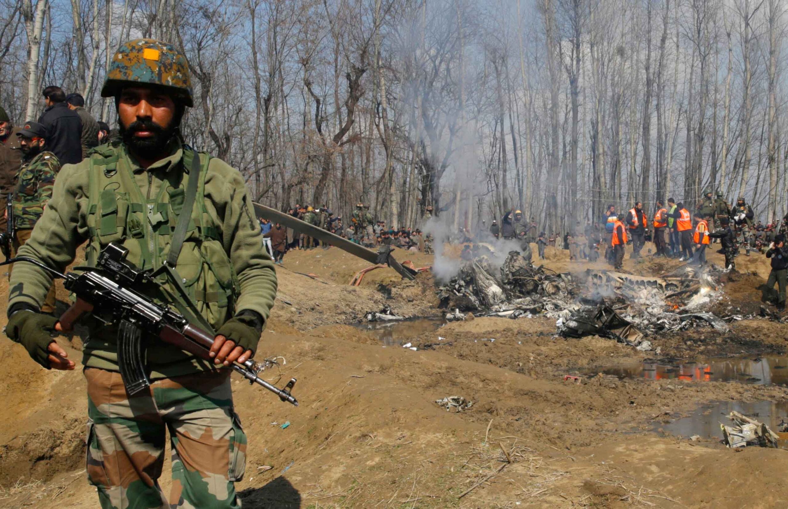 Задълбочава се кризата в Кашмир – Индия и Пакистан си разменят удари в граничната зона