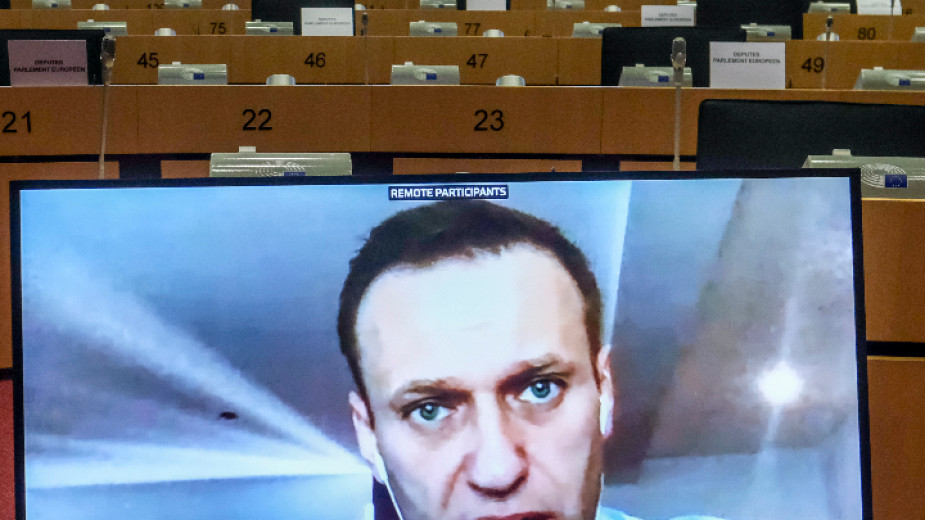 Навални: Руските власти трябва да се третират като банда престъпници
