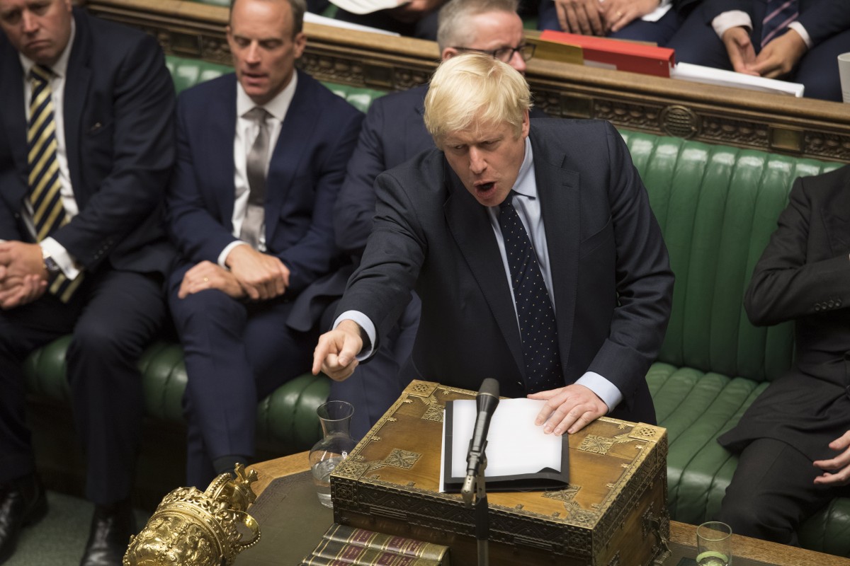 Сагата Брекзит продължава: Първо тежко поражение за британския премиер Борис Джонсън