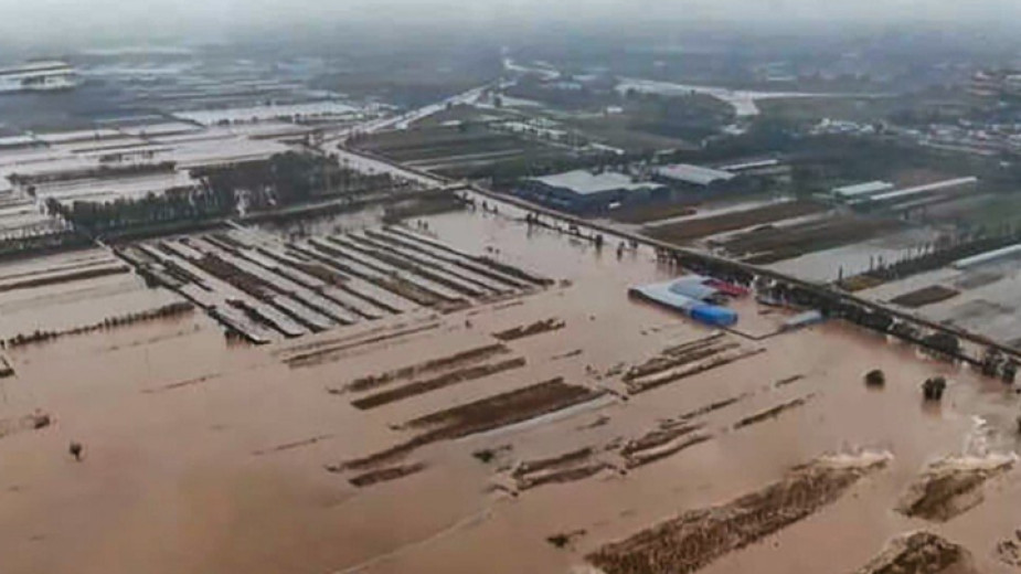 Поройни дъждове, наводнения и свлачища в китайската провинция Шанси