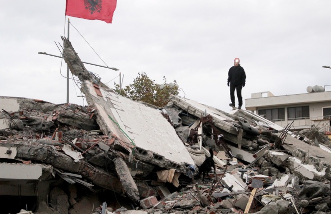 Албания все още се тресе: Продължава да расте броят на жертвите