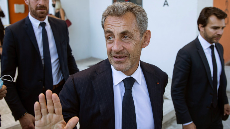 Френски съд постанови присъда от една година за Никола Саркози