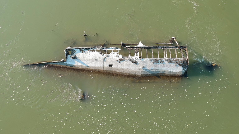 Германски кораби от ВСВ „изплуваха“ от полупресъхналия Дунав