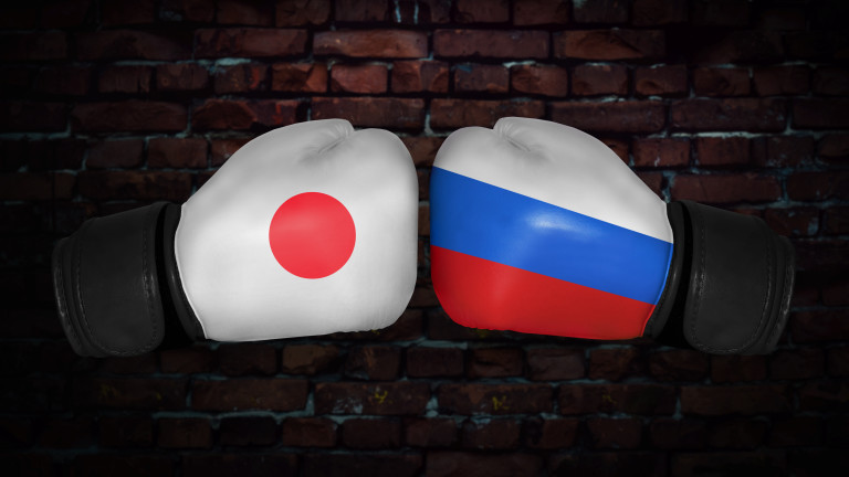 Русия реципрочно гони осем японски дипломати