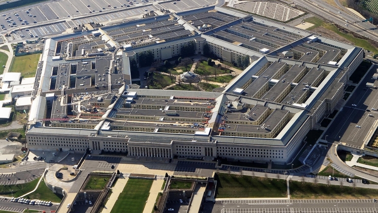 Вашингтон е прехвърлил конфискувани ирански оръжия и боеприпаси на Украйна, съобщи Пентагонът