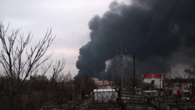 Силни взривове отекнаха в Одеса и Черноморск тази сутрин