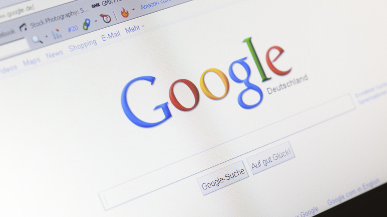 Русия предприе стъпки да накаже „Гугъл“ заради „фейкове“ в „ЮТюб“