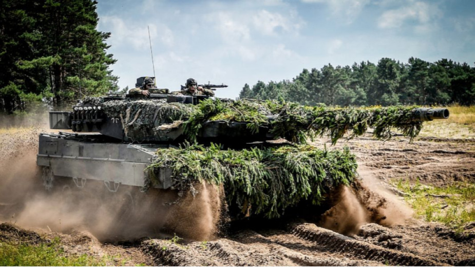 Полша изпраща на Украйна още 60 танка „Леопард 2“ освен вече обещаните 14