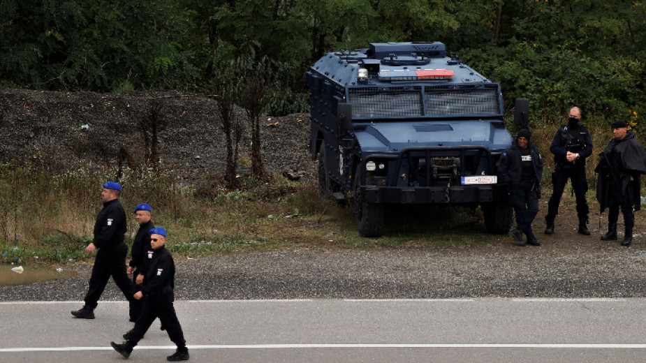 Сръбската полиция спря протестиращи сърби, които искаха да преминат в Косово