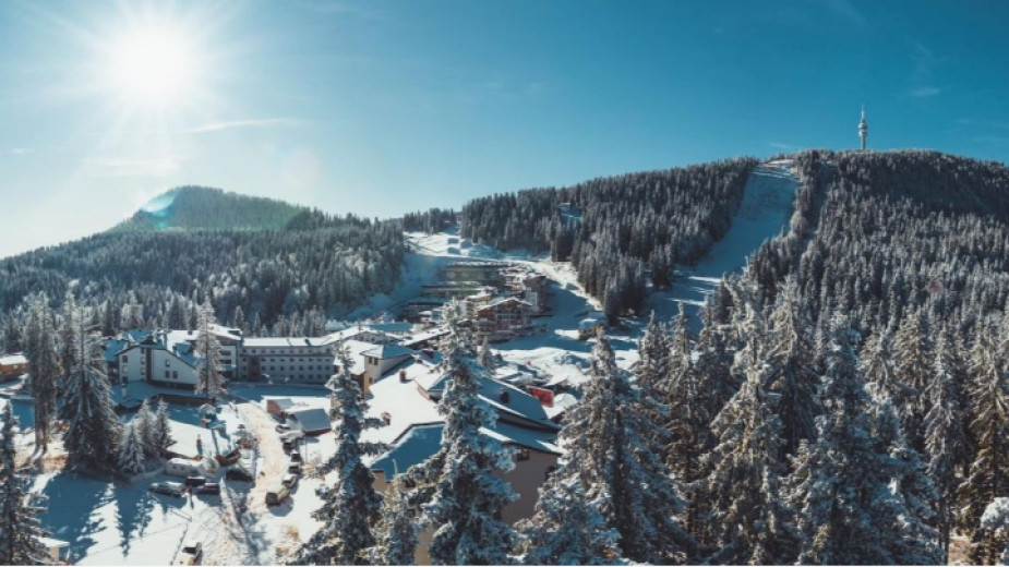 Започва ски-сезонът в Пампорово, пистите са заснежени