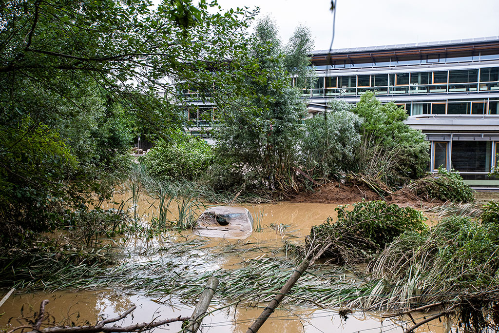 Броят на загиналите при наводненията в ермания достигна 133; потвърдените жертви в Европа вече са 160