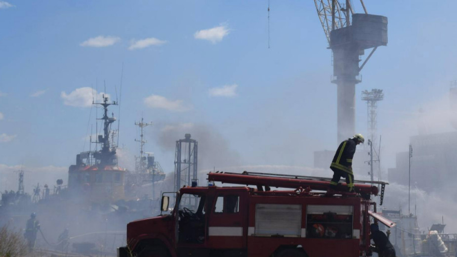 Москва: Ракети „Калибър“ са унищожили военен катер в Одеса