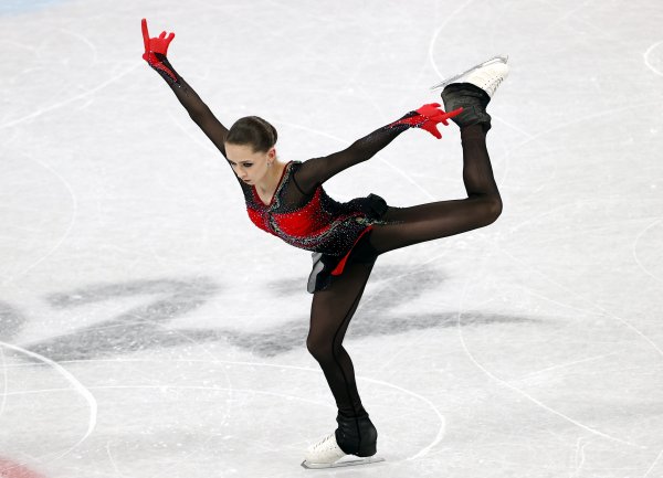 Разколебаната Валиева остана без медал, Фейгин зае 24-ото място