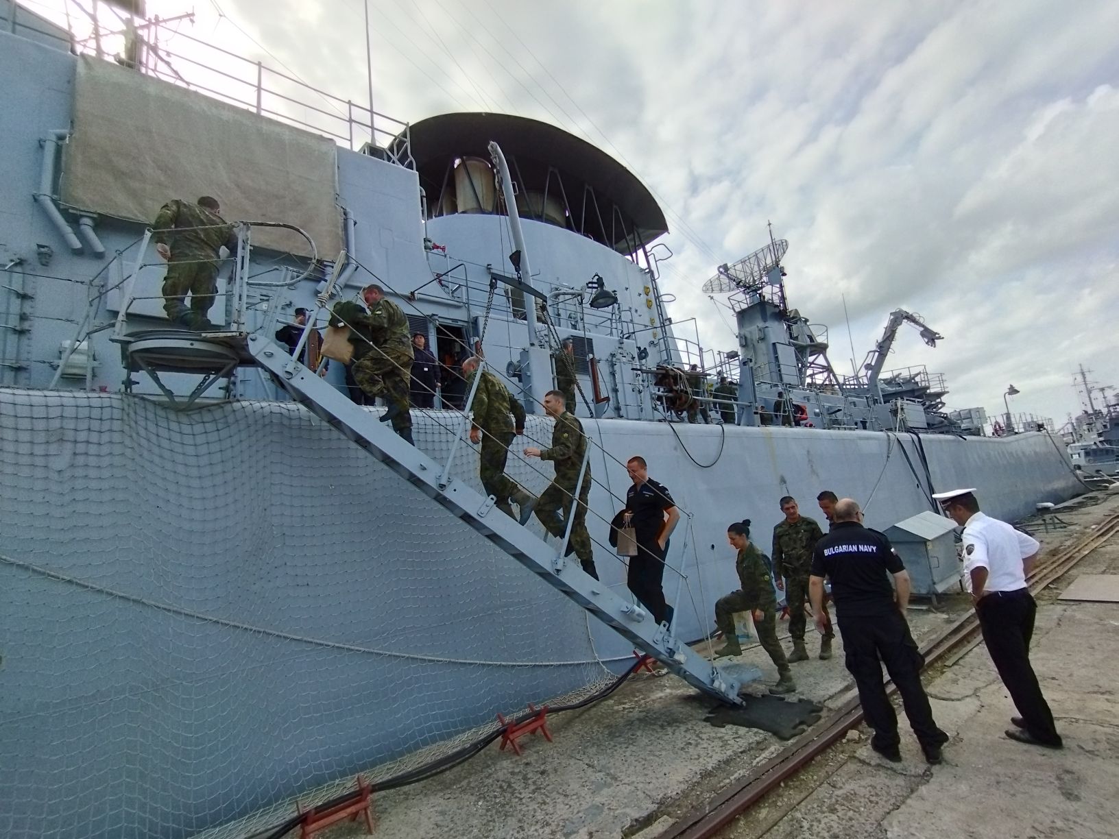 Военнослужещи от СВ посетиха морски формирования