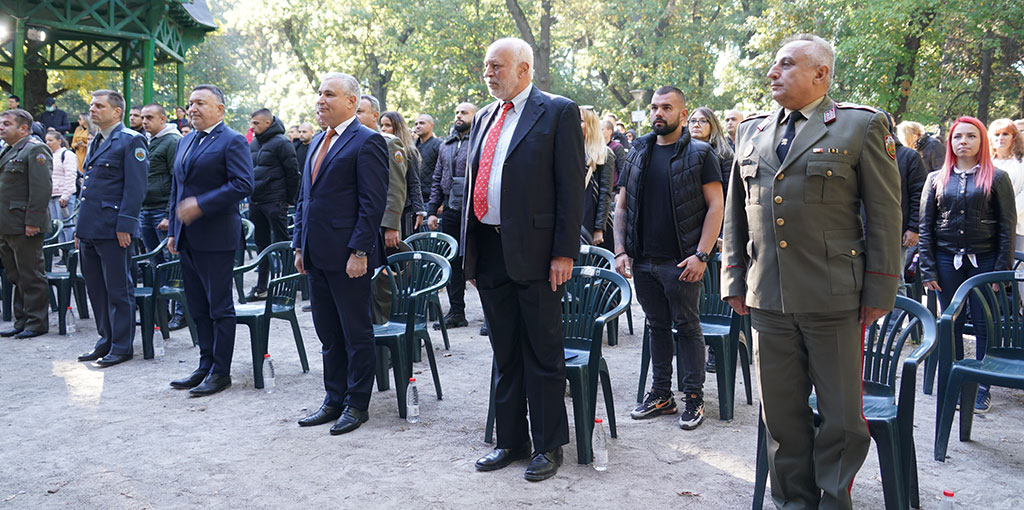 - armymedia.bg