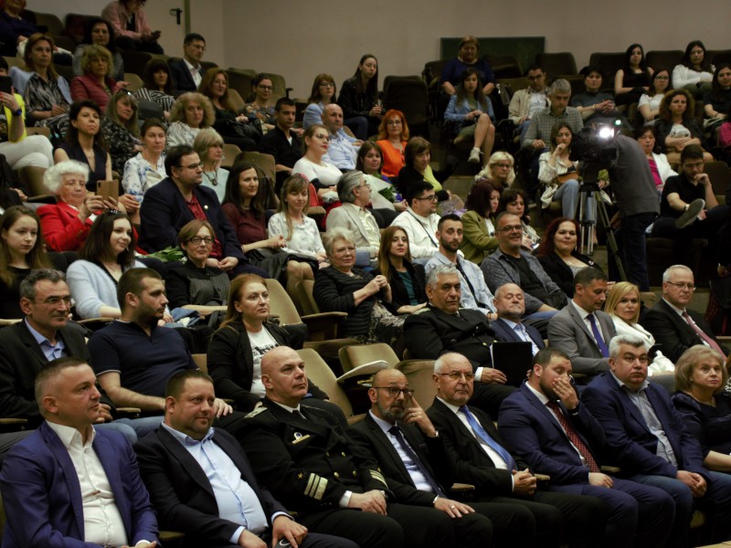 - armymedia.bg