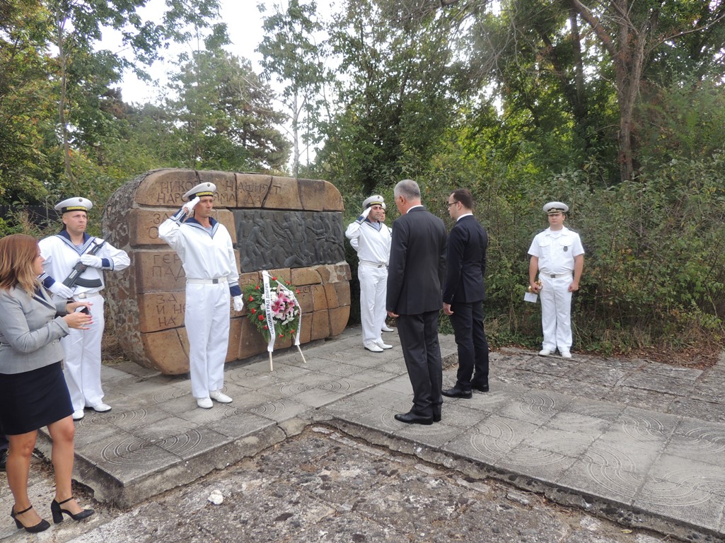 Военноморските сили участваха в тържественото отбелязване на Деня на Добрич и 81-вата годишнина от възвръщането на Южна Добруджа към България