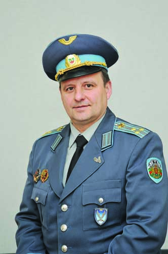 Полковник Любомир Тенчев: Офицерът е  най–важната фигура в РТВ