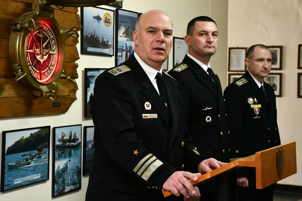 Смяна на командира на Военноморска база Варна