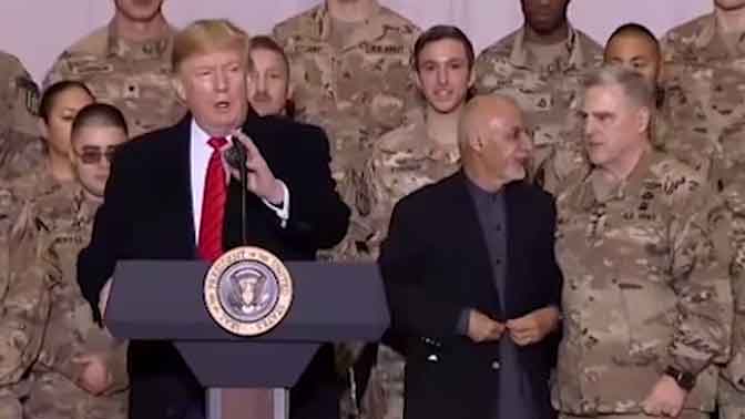 Тръмп изненадващо се появи в Афганистан – поздрави войниците за Деня на благодарността