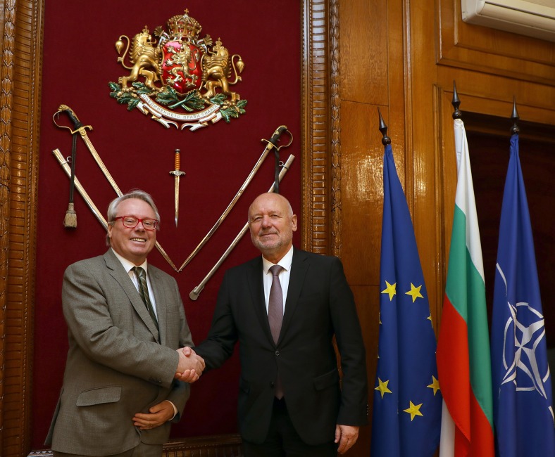 Министърът на отбраната Тодор Тагарев се срещна с посланика на Франция в България Н. Пр. Жоел Мейер