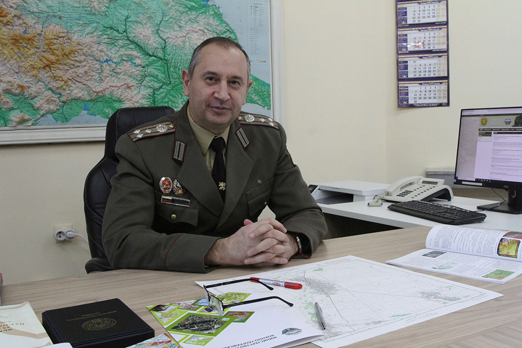 Полковник Иван Инковски: Осигуряваме географски материали за 120 формирования