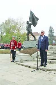'В окопа всички са били българи и не са се делили по партиен, социален или етнически признак', каза кметът на Плевен