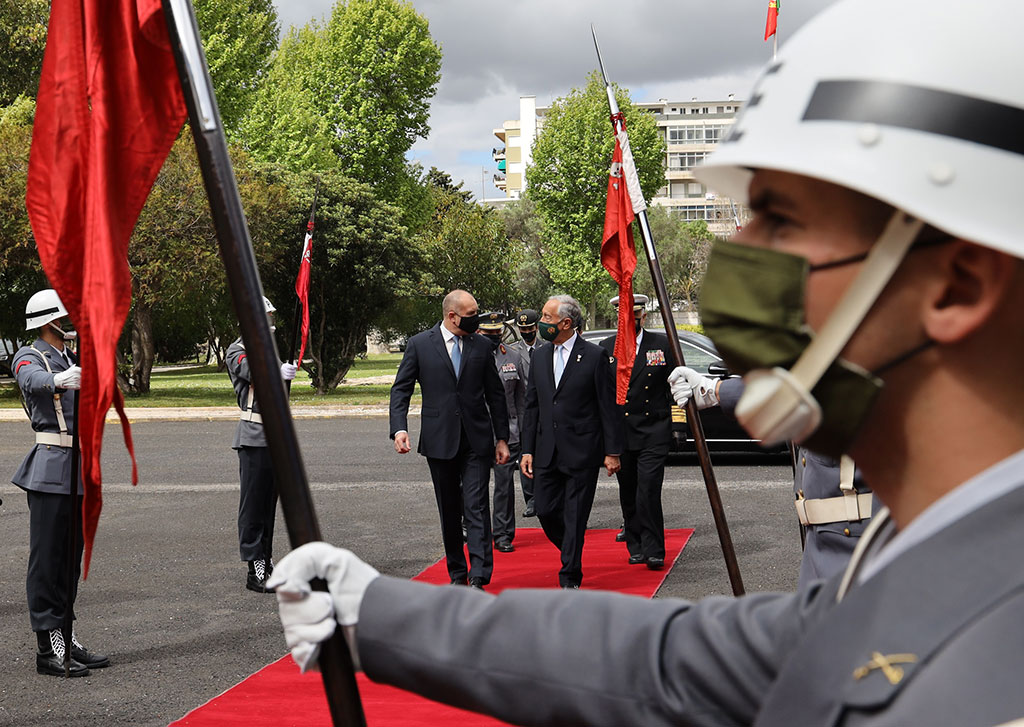 Президентът Румен Радев посети Военния институт в Лисабон