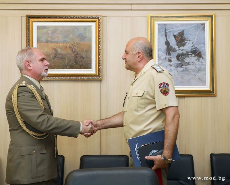 - armymedia.bg