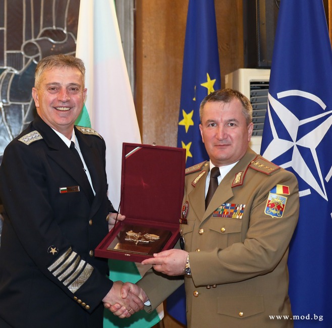 Началникът на Генералния щаб на румънските въоръжени сили генерал Даниел Петреску е на двудневно официално посещение в нашата страна