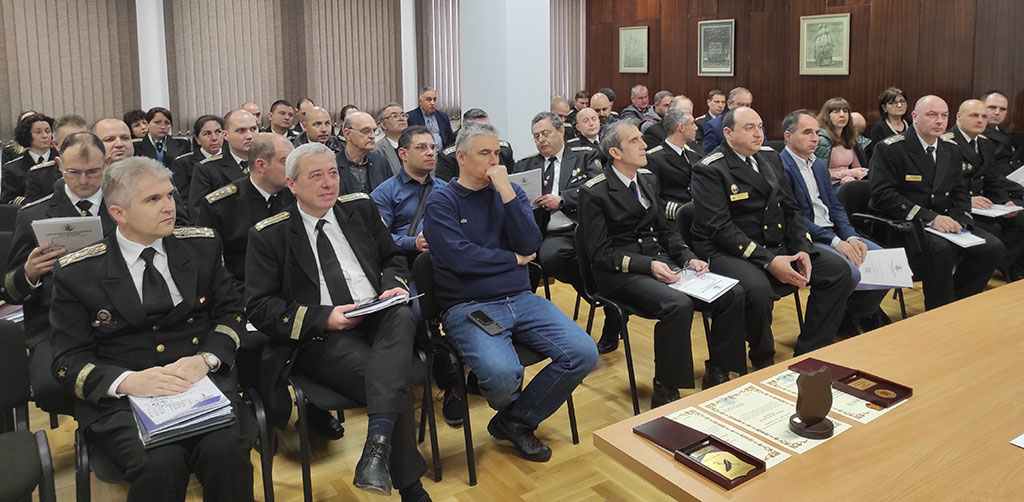 - armymedia.bg