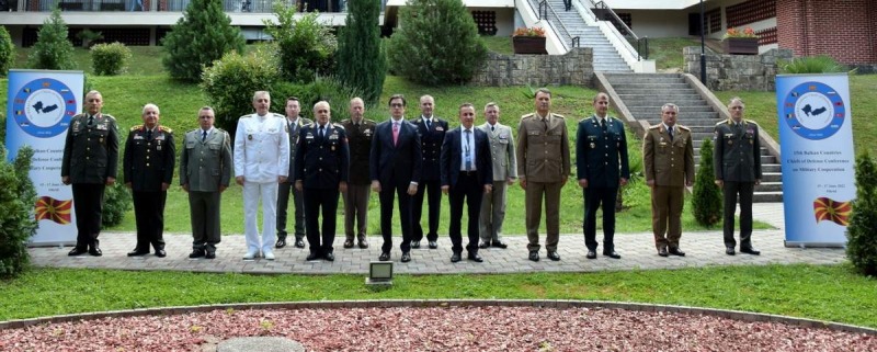 На конференция в Охрид началникът на отбраната адмирал Емил Ефтимов още веднъж подчерта необходимостта от инфраструктурна свързаност за просперитета на Балканите