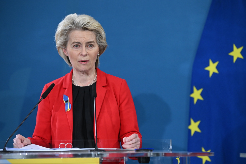 Урсула фон дер Лайен: Полша не изпълнява изискванията за получаване на възстановителна помощ след пандемията