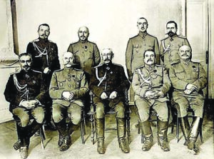 Радко Димитриев заедно с руски генерали, 1917 г. (вторият отдясно, на първи ред)
