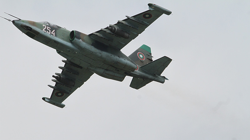 Четири Су-25 излетяха за учението край Шабла
