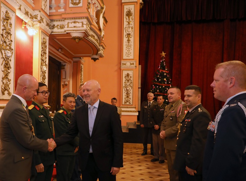 Ръководството на Министерството на отбраната проведе среща с Корпуса на военните аташета, акредитирани във и за Република България