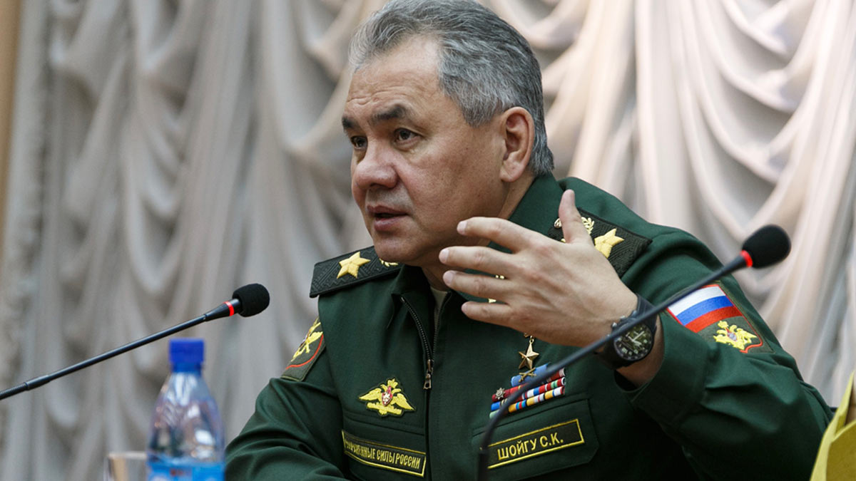 Русия създава 12 нови военни бази в отговор на разширяването на НАТО, каза Шойгу
