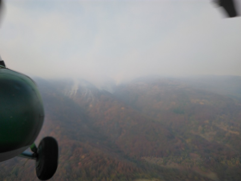 Трети ден военнослужещи и техника от Българската армия помагат за гасенето на големите горски пожари