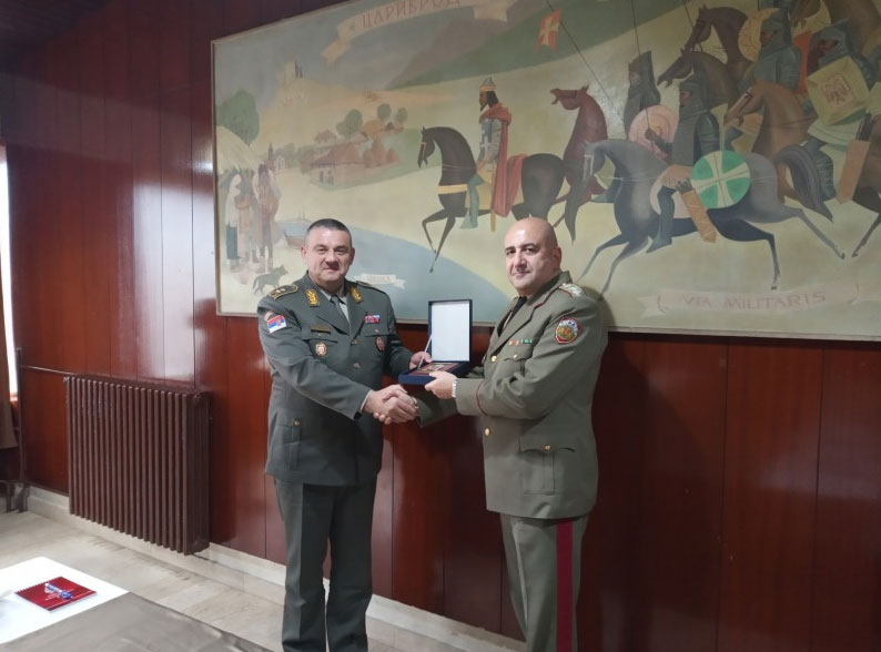 Заместник-началникът на отбраната генерал-лейтенант Димитър Илиев се срещна със своя сръбски колега генерал-майор Петър Цветкович
