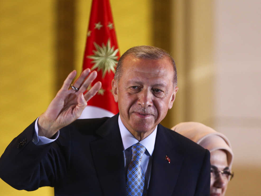 Новият стар президент на Турция е Реджеп Тайип Ердоган
