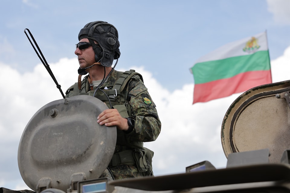 Бригаден генерал Маргарит Михайлов: Имаме недостиг от младши офицери