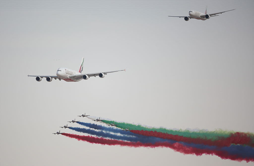 Boeing стартира авиошоуто в Дубай с продажба на 45 самолета