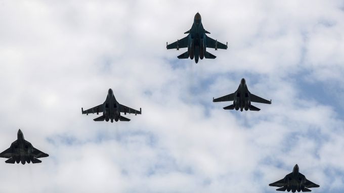 Украйна твърди, че руски самолет е открил огън срещу беларуско селище от украинското въздушно пространство