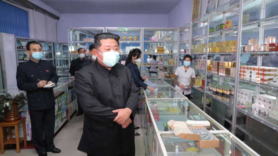 Северна Корея съобщи за 6 нови смърни случая и още 270 000 души с висока температура