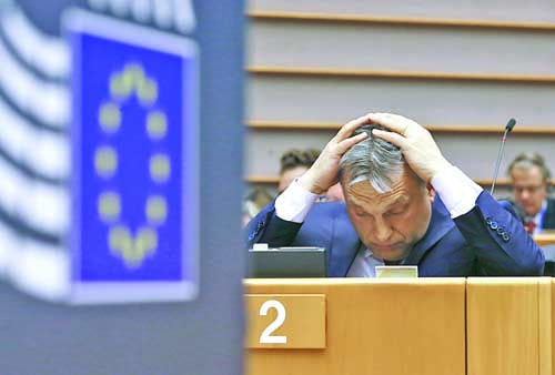Брюксел санкционира Будапеща, ЕК иска замразяване на 65% от еврофондовете