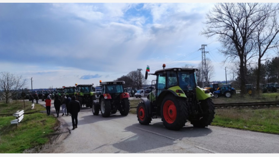 Земеделски производители блокираха ГКПП „Дунав мост“