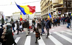 Ще продължи ли стачката на румънските учители? Правителството им предложи 25% по-високи заплати